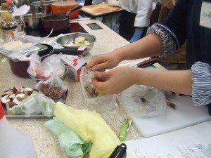 飯 聡 先生
